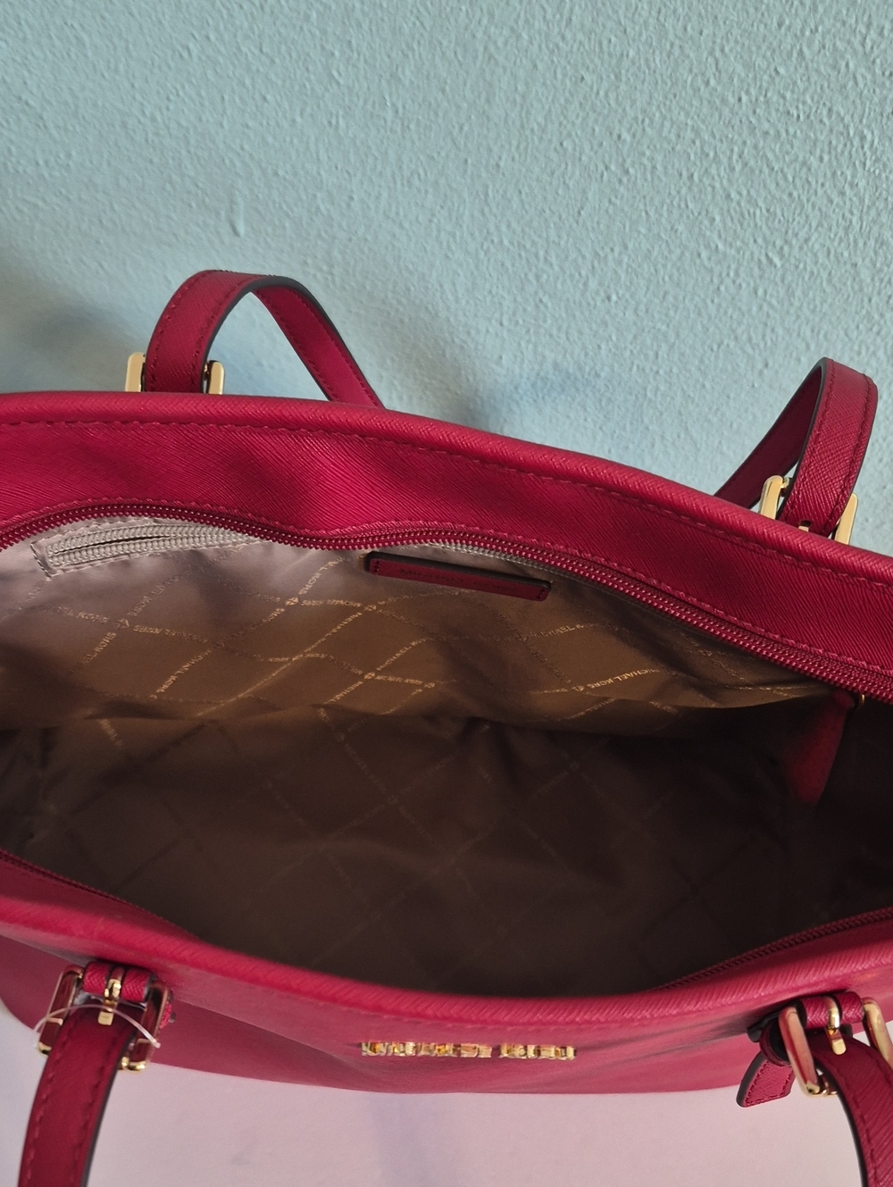 Michael Kors Red Saffiano Leather Tote Bag Purse Gold Tone Hardware - Picture 3 of 9